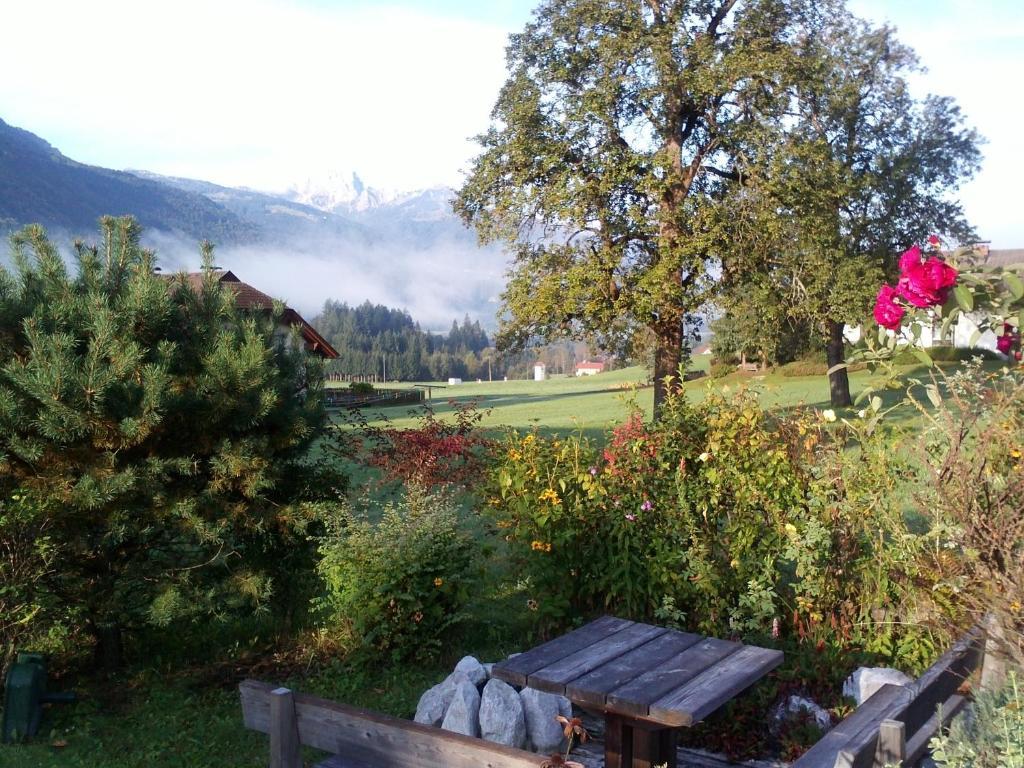 Mitschighof - Und - Heidis-welt, Mitschig